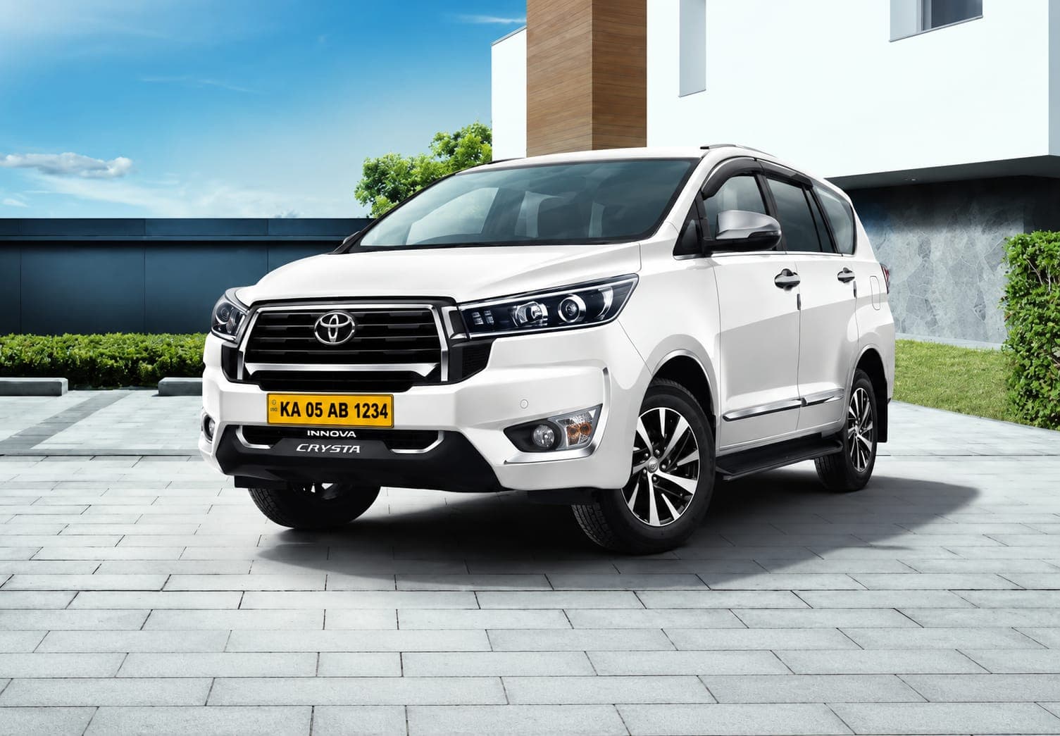 Innova Crysta